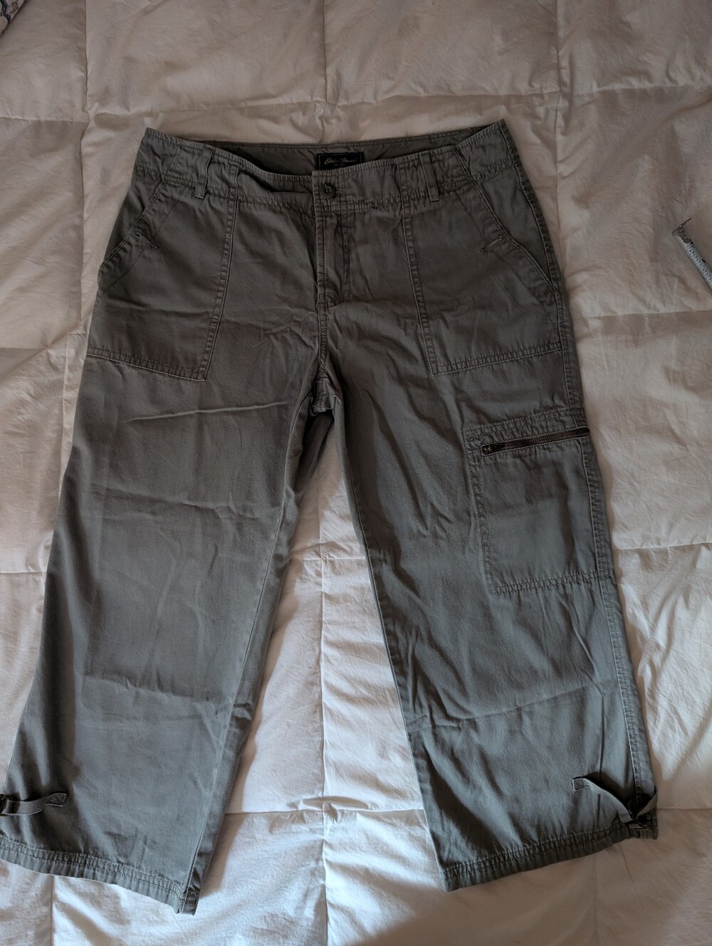 Eddie Bauer Women's 12 Petite Olive Utility Cargo Pants Zip Pocket Gorpcore Y2K